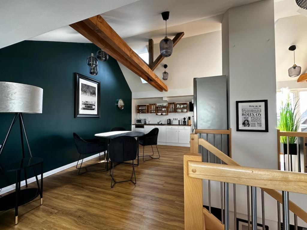 Nr 14 - Hochwertiges 3 Zimmer Maisonette Appartment Mit Grosszugigen Wohnbereich Und Balkon Leipzig Dış mekan fotoğraf